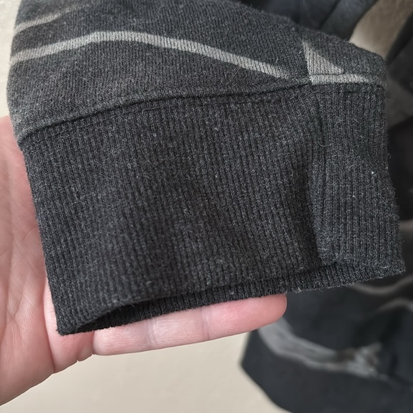 Torrid Women’s Plus Size Sweatshirt Crewneck, black/gray, 1X - Picture 3 of 6